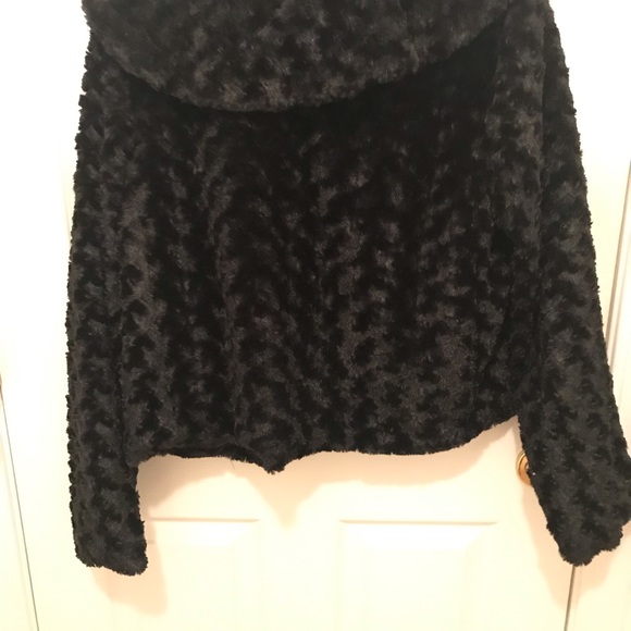 Fever black faux fur coat - Picture 5 of 8